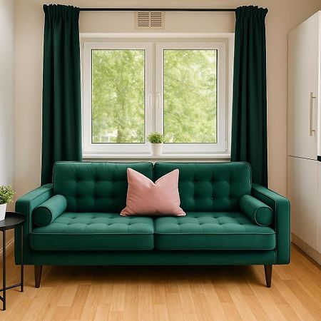 One Bedroom Apartment In City Centre カーディフ エクステリア 写真
