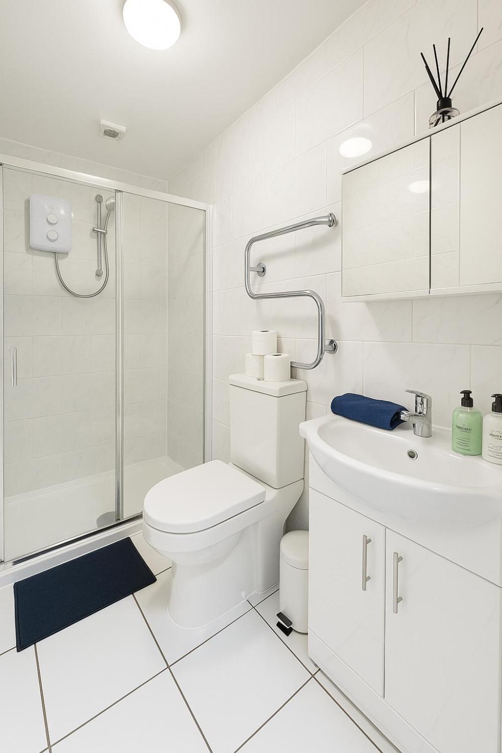 One Bedroom Apartment In City Centre カーディフ エクステリア 写真